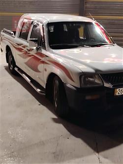 ميتسوبيشي L200